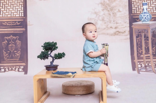 鄄城孕妇肚子上的黑线